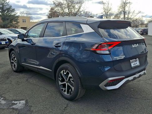 Certified 2023 Kia Sportage EX image 4