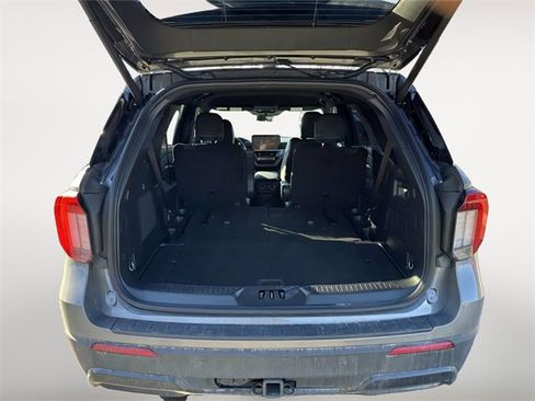 Used 2025 Ford Explorer ST-Line image 20