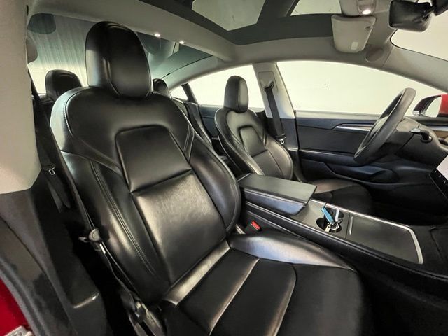 Used 2023 Tesla Model 3 Standard Range RWD image 9