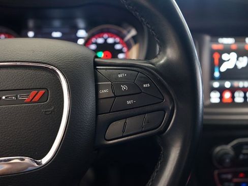 Used 2023 Dodge Charger SXT image 31