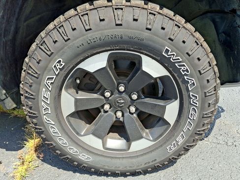 Used 2024 RAM 1500 Rebel AWD/4WD image 9