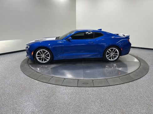 Used 2017 Chevrolet Camaro SS image 9