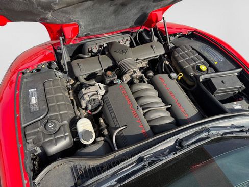 Used 2003 Chevrolet Corvette Convertible w/ Preferred Equipment Group1 RWD image 18
