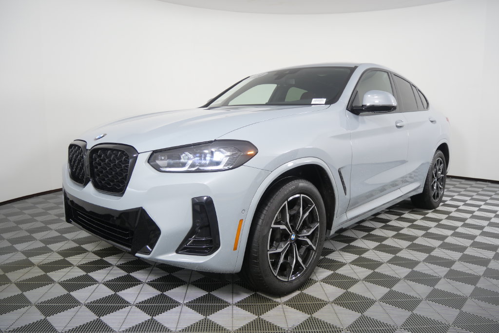 Certified 2024 BMW X4 xDrive30i w/ Premium Package AWD/4WD image 8