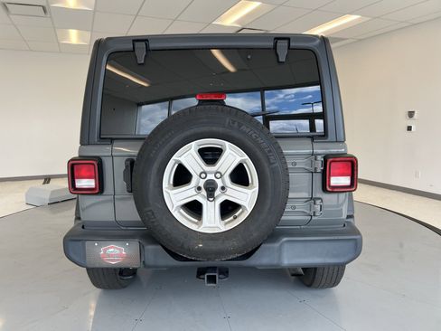 Used 2021 Jeep Wrangler Unlimited Sport image 6
