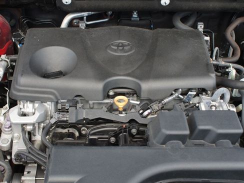 Used 2023 Toyota RAV4 XLE w/ Convenience Package FWD image 28