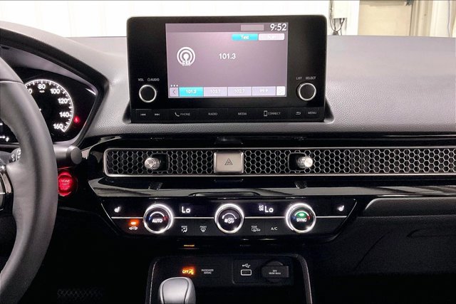 Used 2023 Honda Civic EX image 6