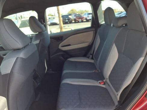 Certified 2025 Subaru Forester w/ Convenience Package #2 image 27