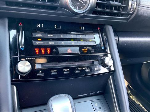 Used 2023 Lexus IS 350 F Sport image 32