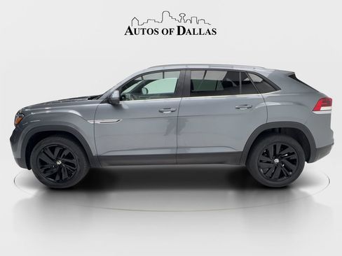 Used 2023 Volkswagen Atlas Cross Sport SE w/ Panoramic Sunroof Package FWD image 5