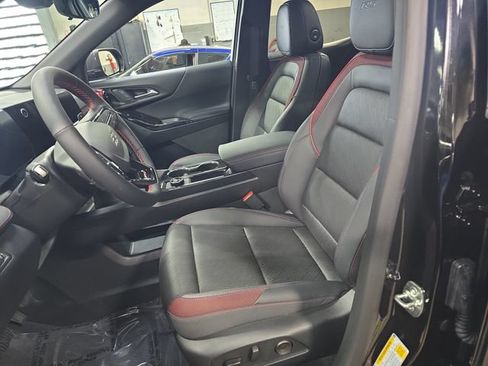 New 2026 Chevrolet Equinox RS w/ Convenience Package III AWD/4WD image 18