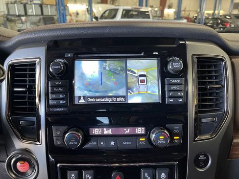 Used 2017 Nissan Titan Platinum Reserve AWD/4WD image 25