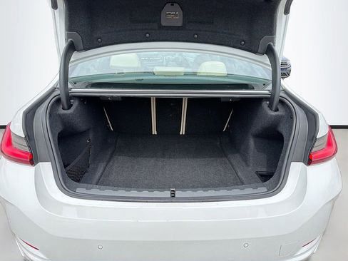 Certified 2025 BMW 330i Sedan image 13