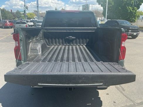 New 2026 Chevrolet Silverado 1500 Custom Trail Boss w/ LPO, Dark Essentials Package AWD/4WD image 6