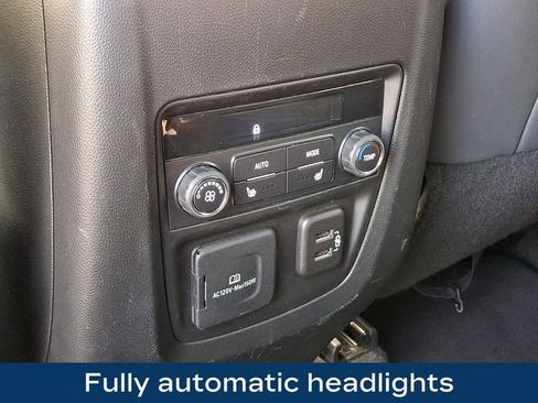 Used 2024 Buick Enclave Premium AWD/4WD image 18