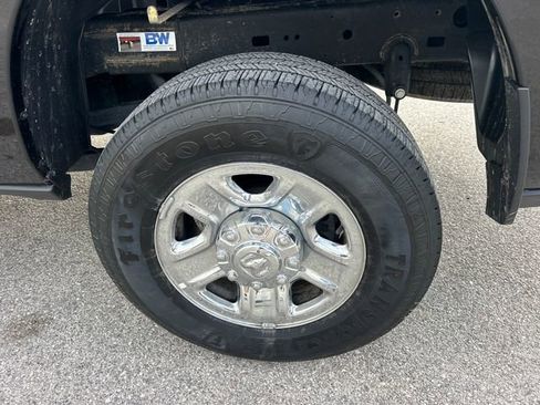 Used 2024 RAM 2500 Tradesman w/ Chrome Appearance Group image 49