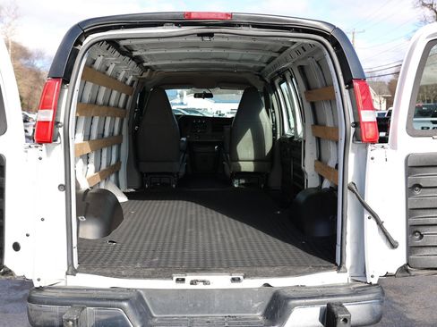 Used 2024 Chevrolet Express 2500 w/ Driver Convenience Package image 13