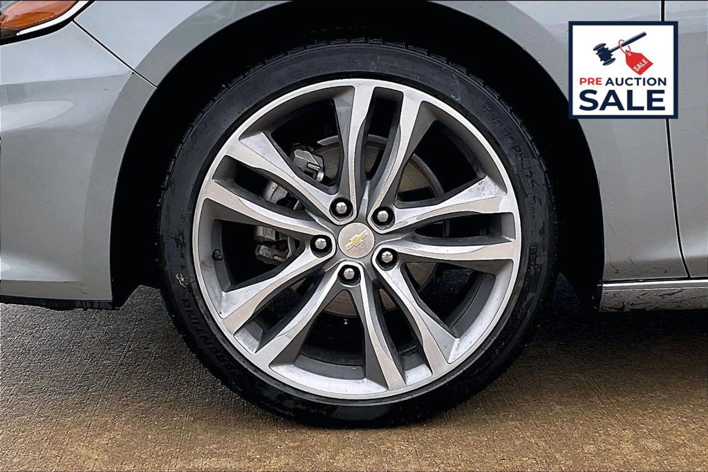 Used 2023 Chevrolet Malibu LT FWD image 9
