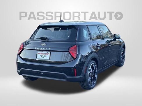 New 2026 MINI Cooper 4-Door Hardtop image 4