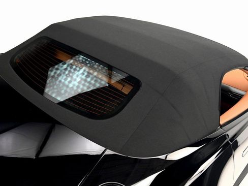 New 2026 Aston Martin V8 Vantage Convertible RWD image 22