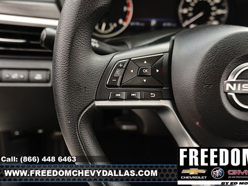Used 2025 Nissan Altima 2.5 SV FWD image 20