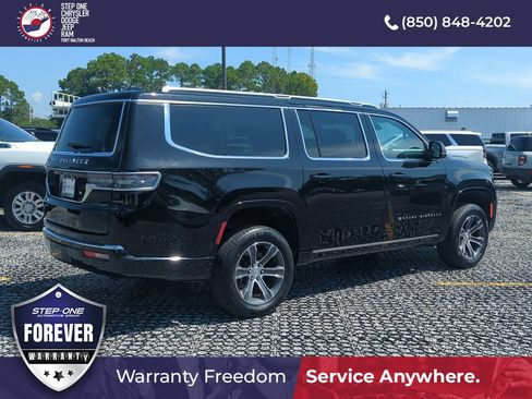 Used 2024 Jeep Grand Wagoneer L 4WD image 6