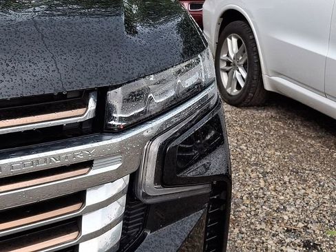 Certified 2024 Chevrolet Tahoe High Country AWD/4WD image 7