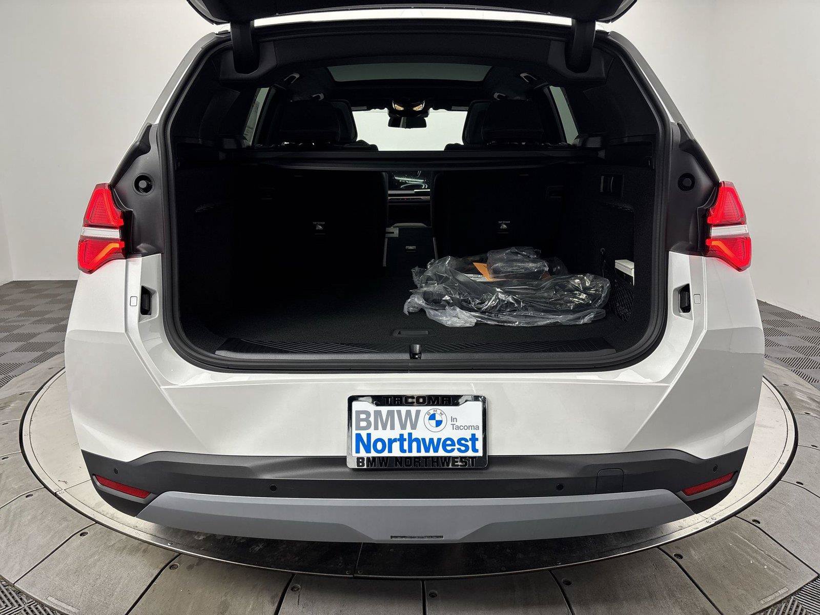 New 2026 BMW X3 xDrive30i w/ Premium Package AWD/4WD image 21