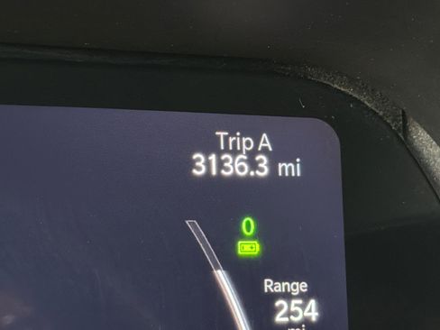 Used 2023 Jeep Grand Cherokee Trailhawk image 25