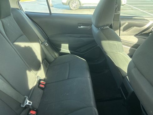 Used 2020 Toyota Corolla LE image 9