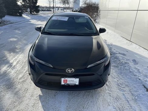 Certified 2023 Toyota Corolla LE image 32