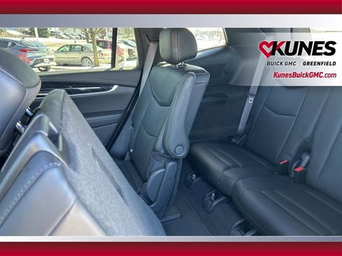 Used 2024 Cadillac XT6 Premium Luxury image 34