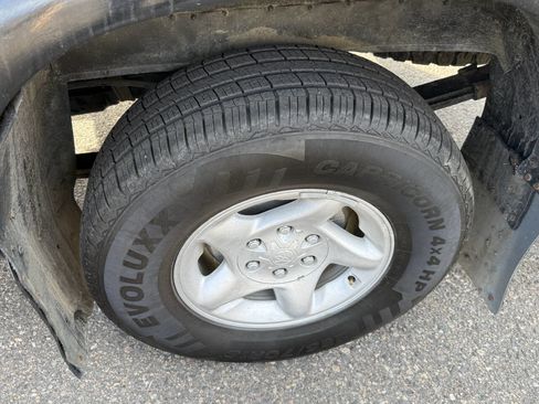 Used 2002 Toyota Tundra SR5 image 11