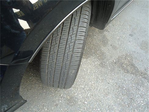 Used 2012 Honda Insight EX image 30