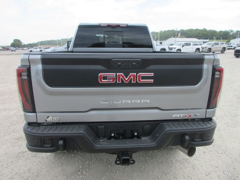 New 2026 GMC Sierra 2500 AT4X w/ AT4X AEV Edition AWD/4WD image 6