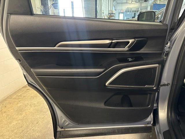 Used 2025 Kia Telluride S AWD/4WD image 27