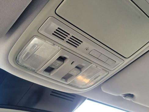 Used 2017 Honda CR-V EX-L image 26