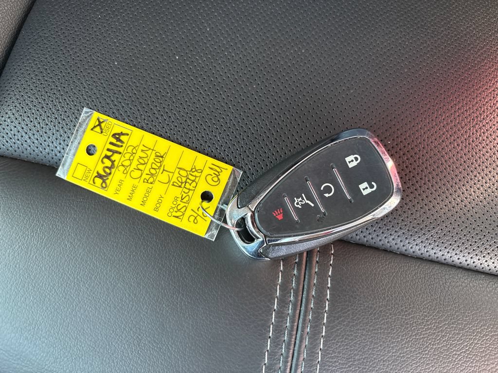 Used 2022 Chevrolet Blazer LT FWD image 29
