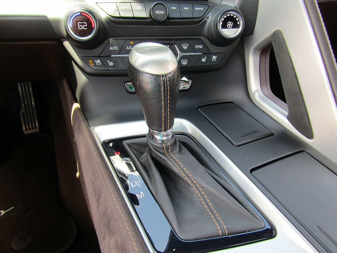 Used 2014 Chevrolet Corvette Stingray Convertible w/ 3LT Preferred Equipment Group RWD image 17