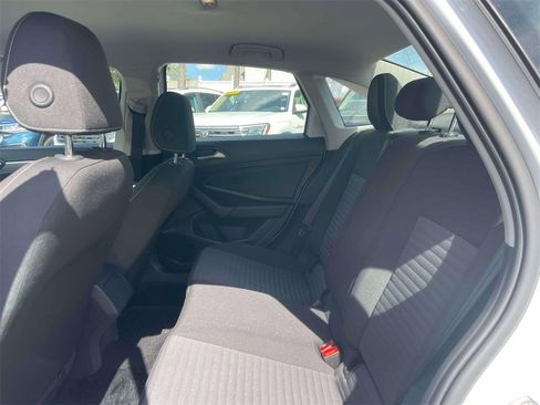 Used 2022 Volkswagen Jetta S image 12