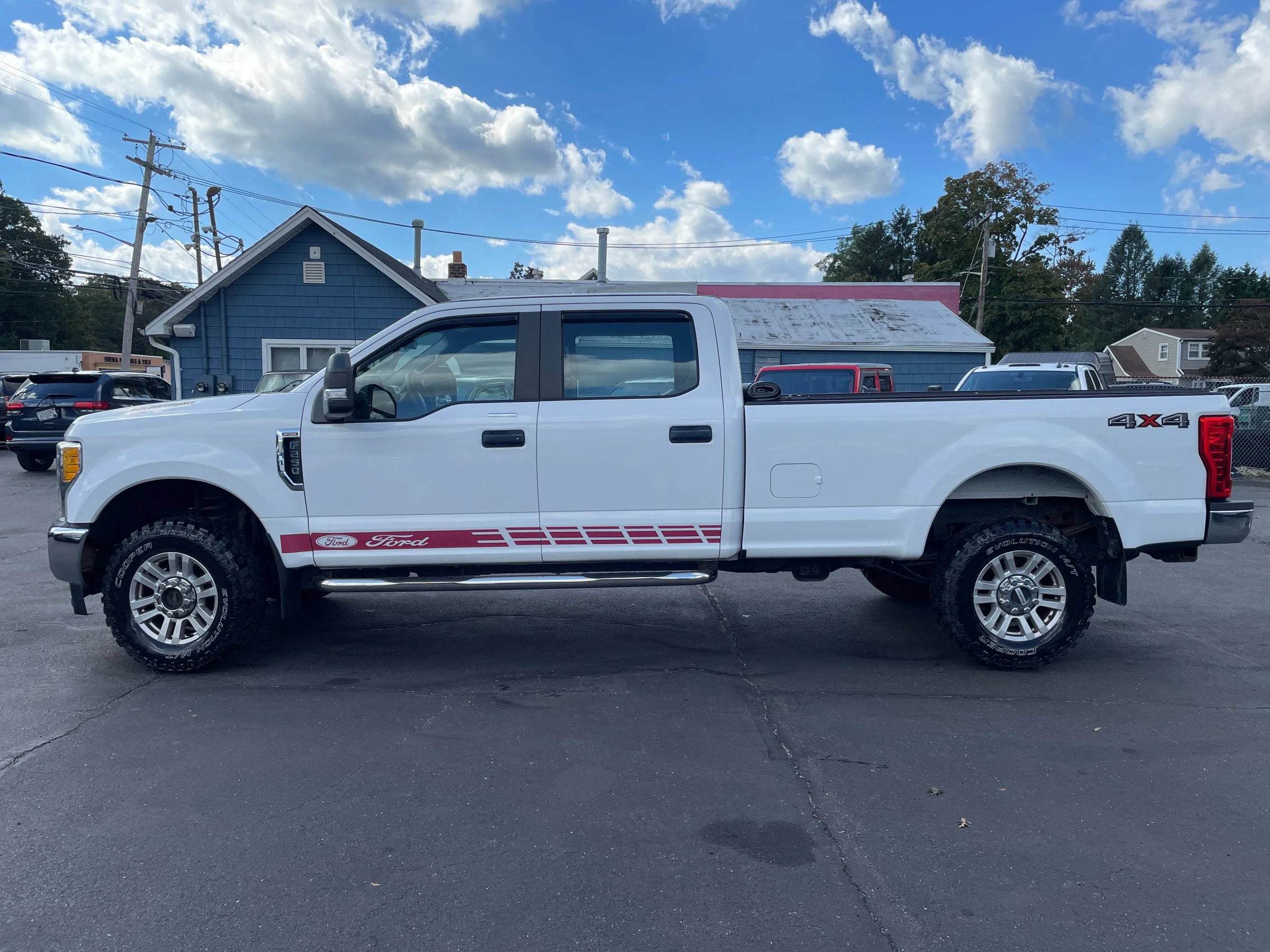 Used 2017 Ford F250 XL w/ STX Appearance Package AWD/4WD image 2