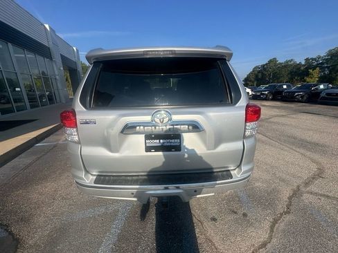 Used 2013 Toyota 4Runner SR5 image 7