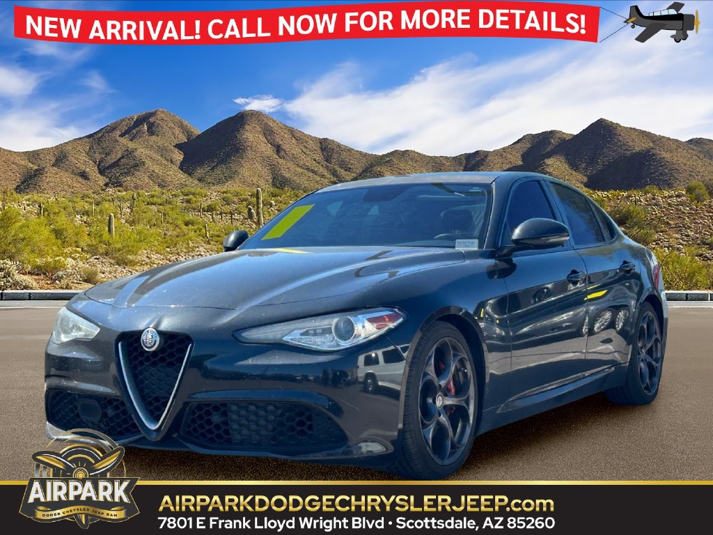 Used 2018 Alfa Romeo Giulia Ti Sport w/ Quick Order Package 22U Sport RWD image 1