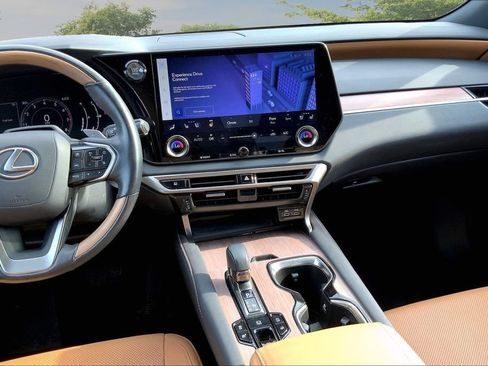 Used 2024 Lexus RX 350 Premium w/ Convenience Package AWD/4WD image 9