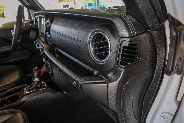Used 2023 Jeep Wrangler Unlimited Rubicon 4xe AWD/4WD image 36