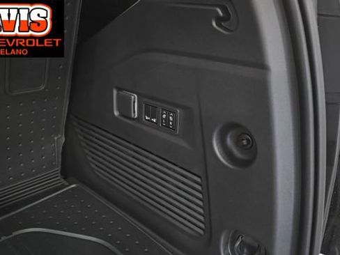 New 2026 Chevrolet Tahoe High Country AWD/4WD image 16
