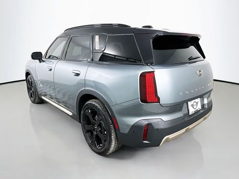 New 2025 MINI Cooper Countryman SE image 7