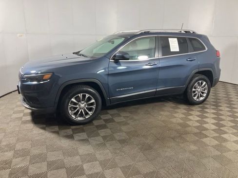 Used 2021 Jeep Cherokee Latitude Lux image 2