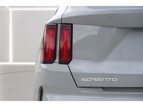 Used 2023 Kia Sorento SX FWD image 42