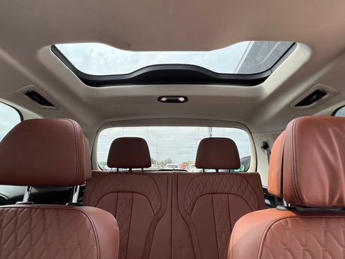 Used 2020 BMW X7 xDrive40i w/ Premium Package AWD/4WD image 27